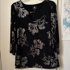 Elegant Black and Silver/gold sparkle Floral Women's Top in XL